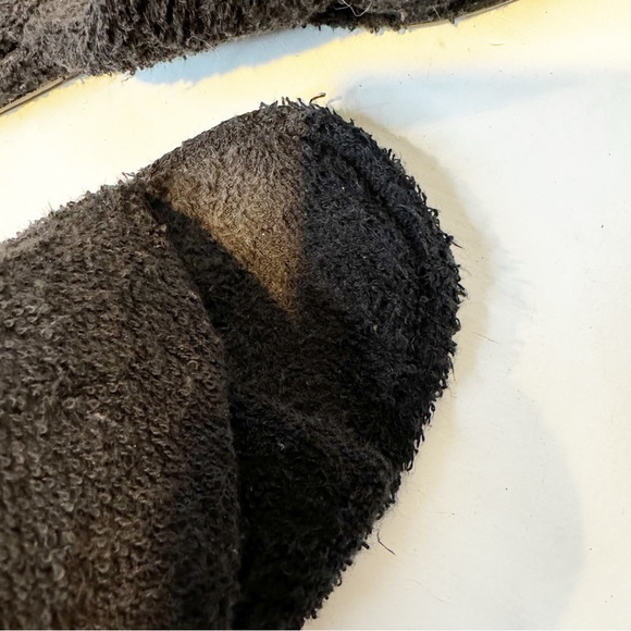 SENSO | INKA IV Black Ebony, Fuzzy Cross Strap Slide Sandal Sz. 37 - Picture 3 of 6